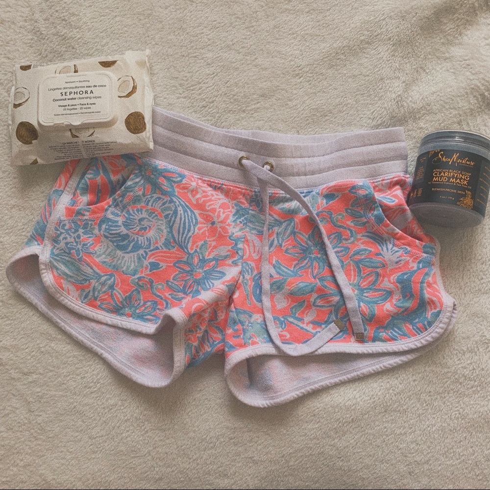 chrissy shorts